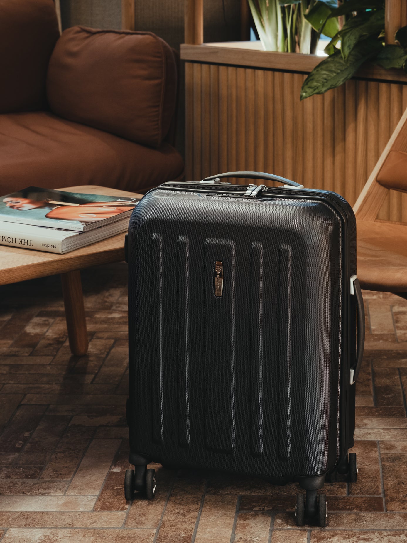 Your Suitcase Buying Guide for 2024